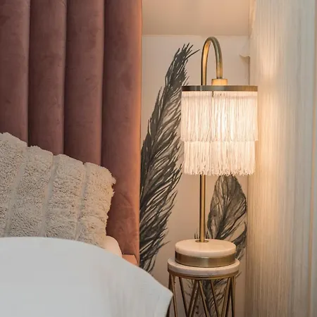 Magiczne Gniazdko Na Samym Rynku 브로츠와프