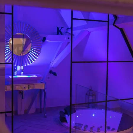 Magiczne Gniazdko Na Samym Rynku *