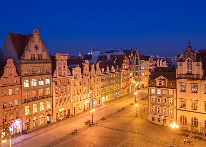 Magiczne Gniazdko Na Samym Rynku *