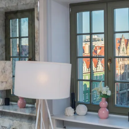 Magiczne Gniazdko Na Samym Rynku ヴロツワフ